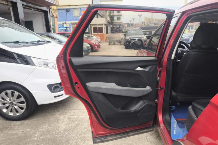 Used Baojun 530 2020 1.5T Manual Comfort Version 5 Seats