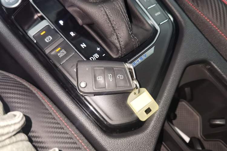 Used Volkswagen Tiguan L New Energy 2023 430 PHEV Plug-in Hybrid Flagship Edition Interior 1