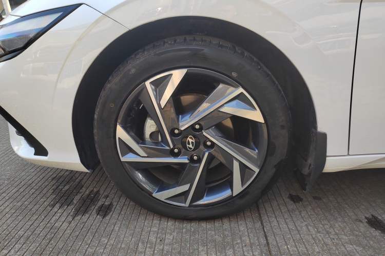 Used Hyundai Elantra 2023 1.5L CVT GLX Elite Edition