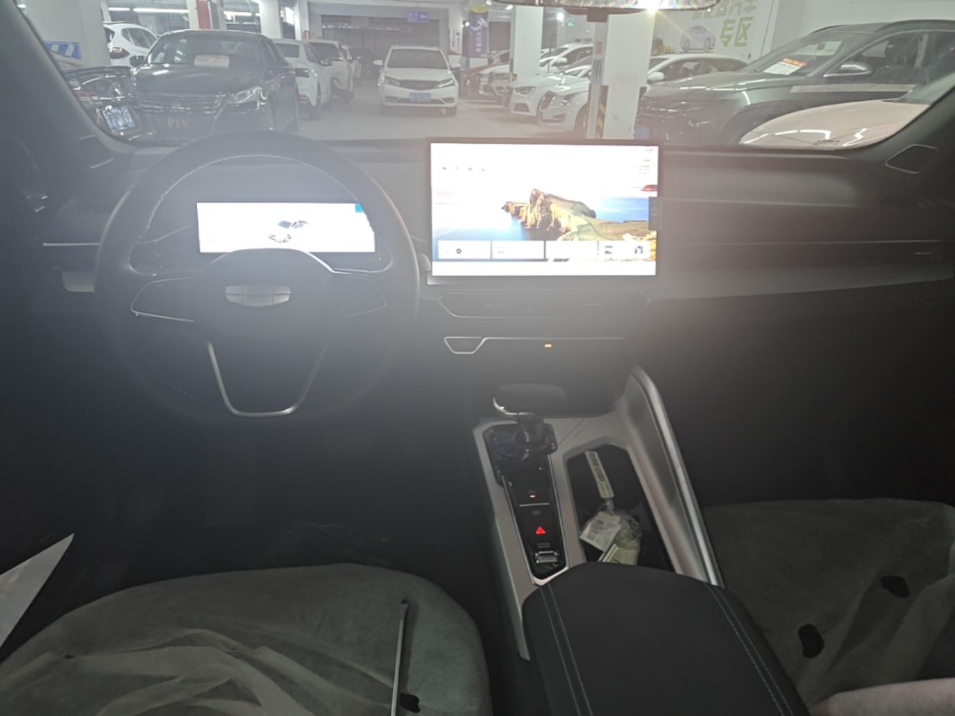 Geely Auto Preface 2025 Dongfang Yao 1.5TD Kunlun Edition — снимка 17