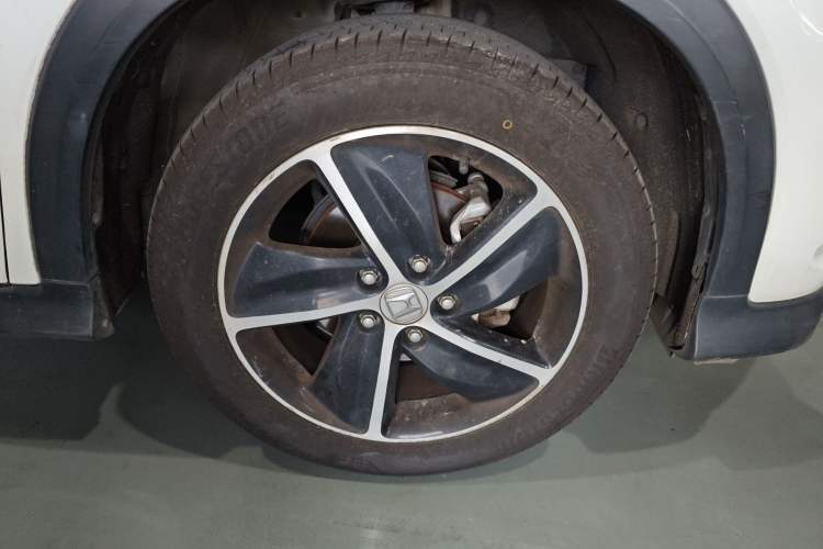 Used Honda Vezel 2020 1.5L CVT Luxury Edition Exterior 7