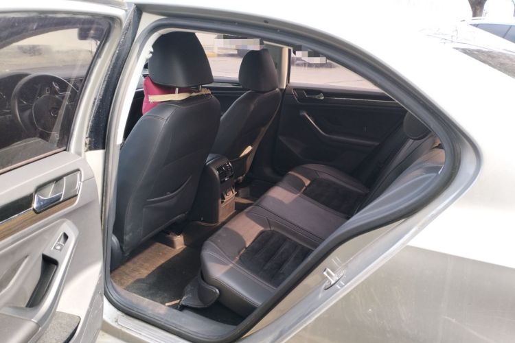 Used Volkswagen Sagitar 2015 230TSI Automatic Luxury Model