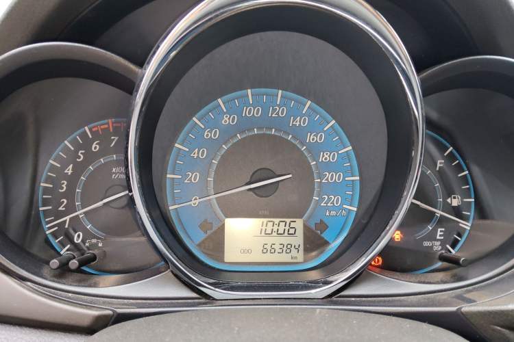 Used Toyota YARiS L Zhi Xuan 2014 1.3E Manual Charm Edition