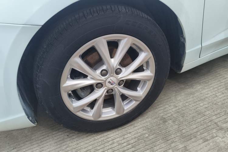 Used Roewe i5 2020 1.5L Automatic 4G Connected Linghao Edition