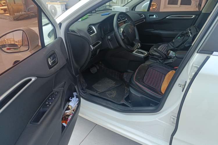 Used Citroen C4L 2015 1.2T Automatic Luxury Edition
