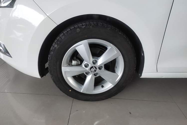 Used Skoda Rapid Spaceback 2019 Revised Version 1.5L Automatic Comfort Edition China V Standard