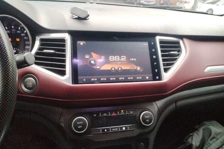 Used Haval H6 Coupe 2019 1.5T Automatic Two-Wheel Drive Ultra-Luxury Smart Connectivity Model China VI Standard