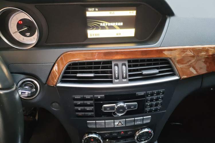 Used Mercedes-Benz C-Class 2011 C 200 CGI Elegant Model
