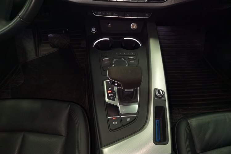 Used Audi A5 2017 Sportback 40 TFSI Fashion Model
