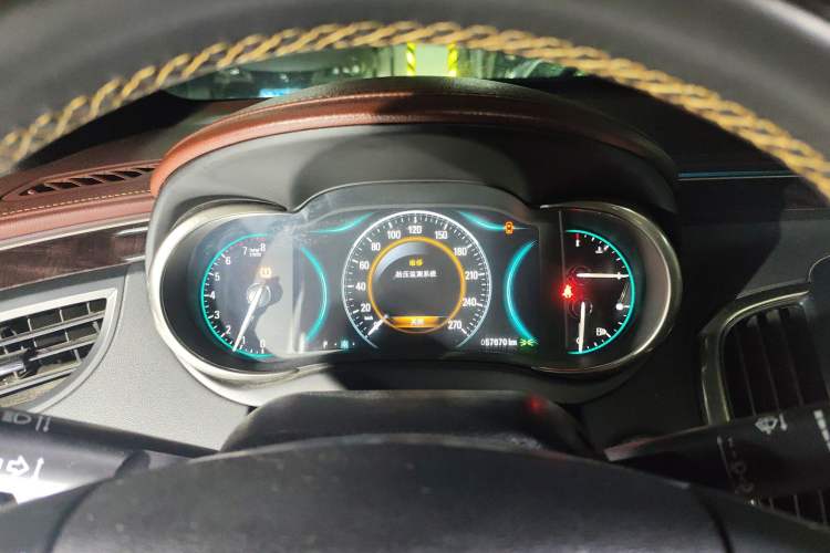 Used Buick LaCrosse 2013 2.4L SIDI Luxury Comfort Edition Instrument Cluster