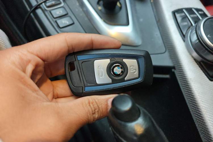 Used BMW 4 Series 2019 425i Convertible M Sport Night Edition Vehicle Key