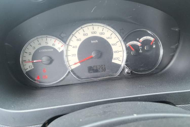 Used Wuling Hongguang 2014 1.5L S Comfort Model Instrument Cluster