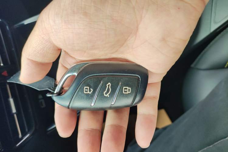 Used Roewe i5 2021 1.5L Manual Diamond Edition Vehicle Key