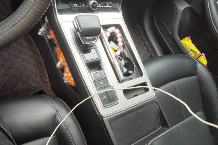 Used Roewe RX5 2023 PLUS 330TGI Automatic Trendsetting Smart Edition