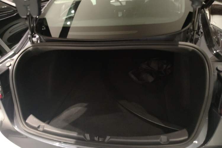 Used Tesla Model 3 2020 Refreshed Version Long-Range Rear-Wheel Drive Trunk