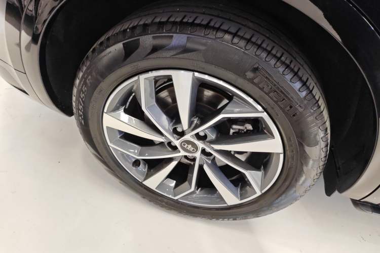 Used Audi Q5L 2023 40T Fashionable and Dynamic Edition