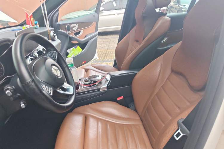 Used Mercedes-Benz GLC 2017 GLC 300 4MATIC Luxury Model Left Front Seat