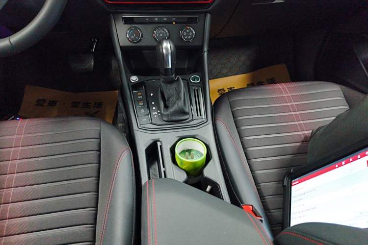 Used Volkswagen Lavida 2024 300TSI DSG Starry Sky Deluxe Edition Gear Lever