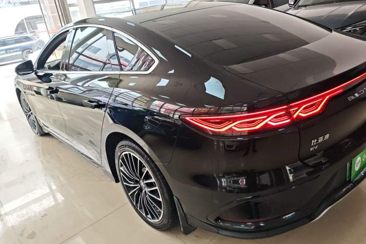 Used BYD Han 2024 EV Glory Edition 506KM Front-Wheel-Drive Premium Model