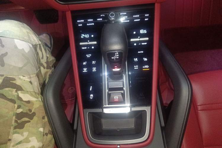 Used Porsche Cayenne 2023 Cayenne 3.0T Platinum Edition