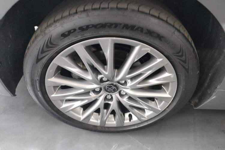 Used Toyota Avalon 2024 Dual-Motor 2.0L Luxury Edition