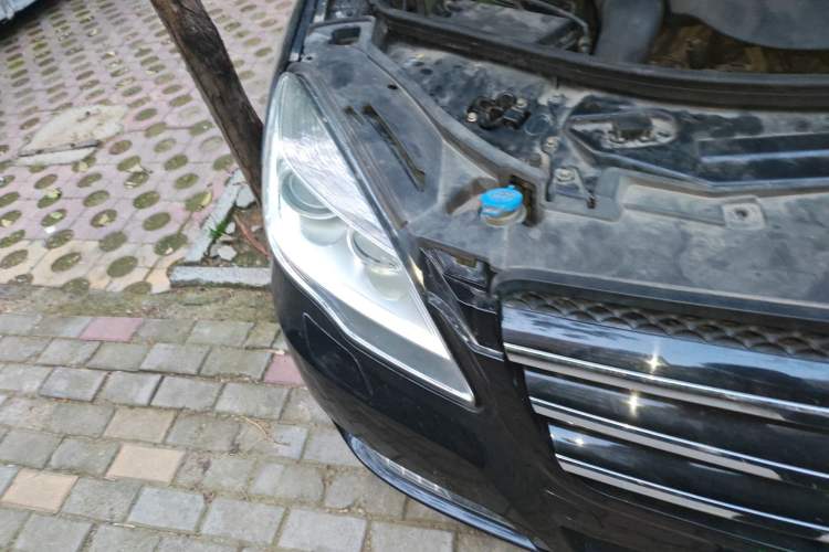 Used Mercedes-Benz R-Class 2010 R 500 L 4MATIC Grand Edition
