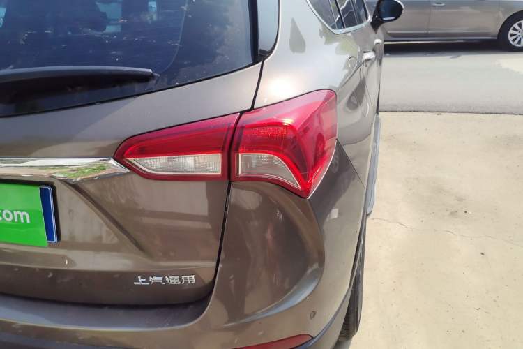 Used Buick Envision 2018 20T Two-Wheel-Drive Elite Model Right Rear Taillight