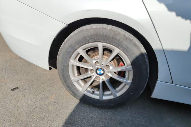 Used BMW 3 Series 2016 316i Fashion Model
