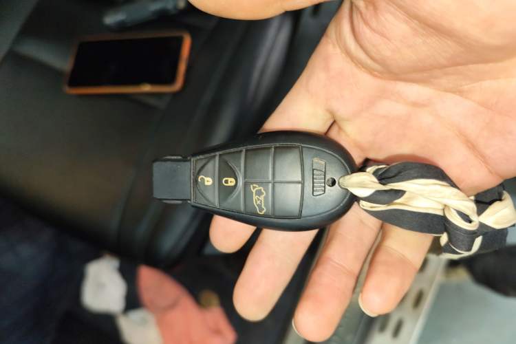 Used Jeep Grand Cherokee 2012 3.6L Luxury Navigation Edition