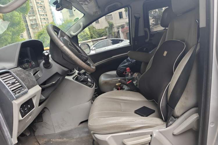 Used JAC Refine M4 2018 1.5T Manual Hybrid Luxury Smart Version Left Front Seat