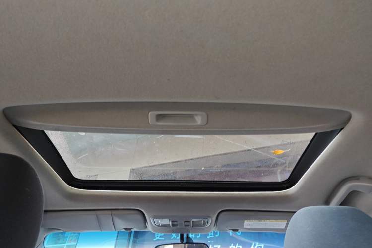 Used Honda Crider 2015 1.8L automatic luxury edition
