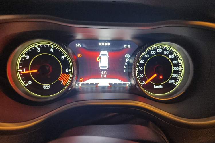 Used Jeep Cherokee 2014 2.4L High-Performance Version