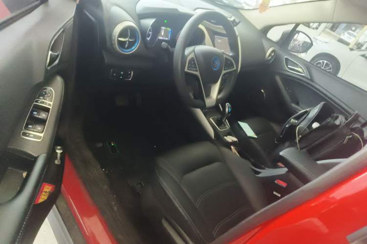 Used BYD Yuan New Energy 2018 EV360 Smart Connect Cool Edition Left Front Seat