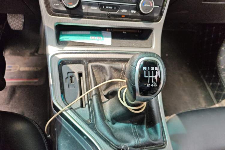 Used Geely Auto Emgrand GL 2018 1.4T Manual Elite Smart Connectivity Version