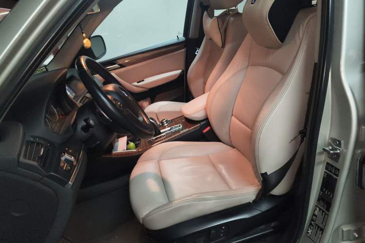 Used BMW X3 2011 xDrive35i Luxury Model