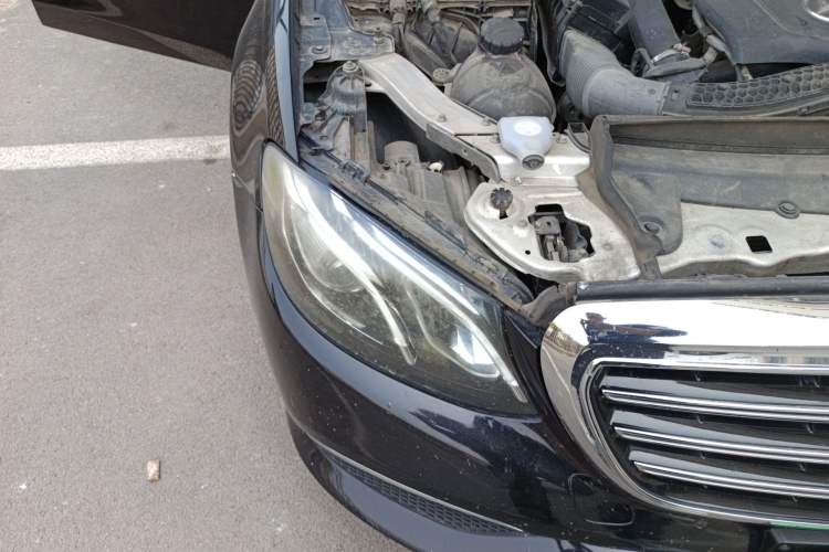 Used Mercedes-Benz E-Class 2016 E 300 L Stylish Model Right Front Headlight