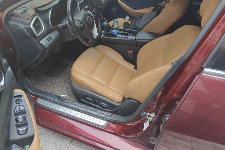 Used Nissan Maxima 2016 2.5L XE Elite Edition
