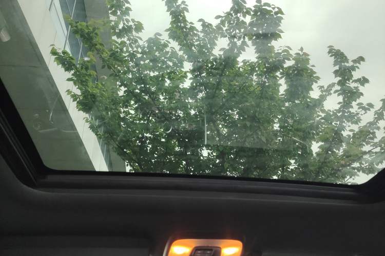 Used Volvo XC60 2017 T5 AWD Personalized Sport Upgrade Edition
