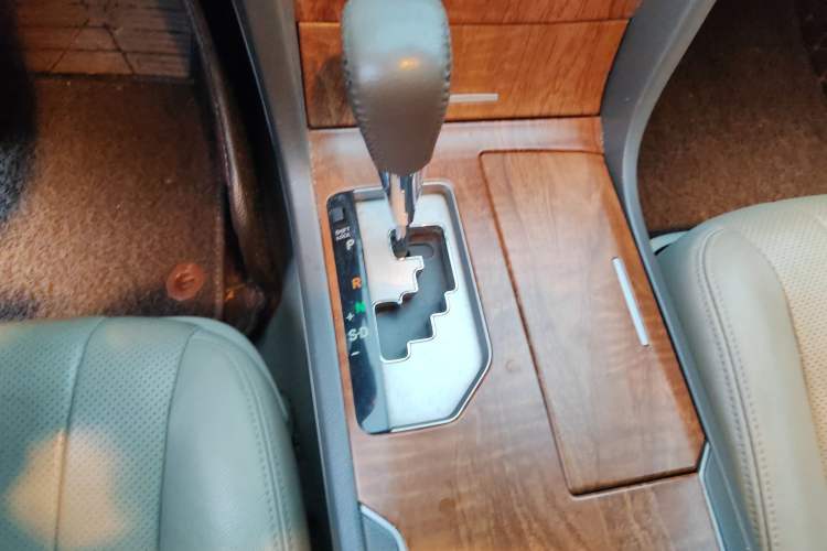 Used Toyota Camry 2010 240G Luxury Edition