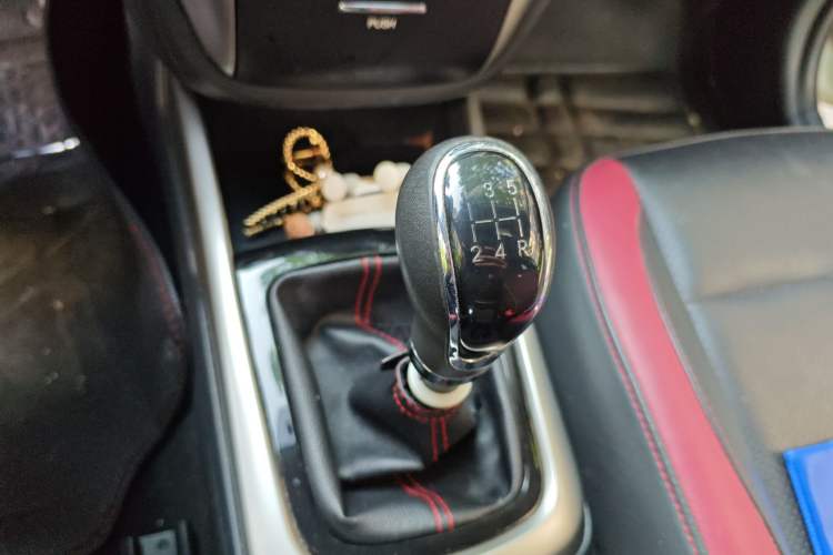 Used CHANGAN Eado 2015 1.6L Manual Junku Model China V Standard