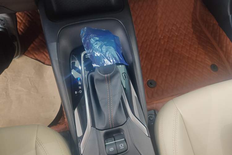 Used Toyota Levin 2024 Smart Electric Hybrid Dual-Engine 1.8L Luxury Edition Gear Lever