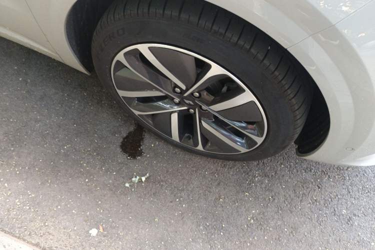 Used Li Auto L6 2024 Max Right Front Wheel Hub