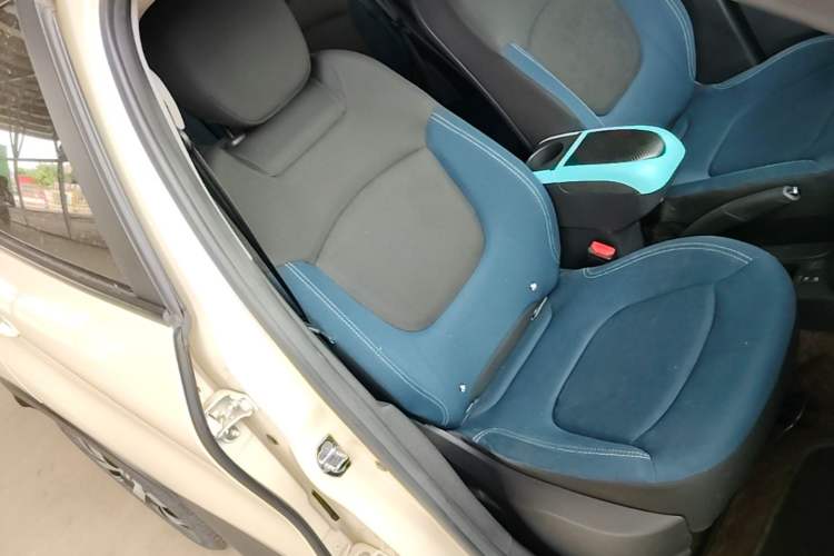 Used Renault Captur 2015 1.2T Automatic Standard Edition
