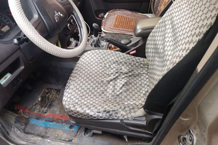 Used Wuling Rongguang V 2018 1.5L Standard Version Left Front Seat