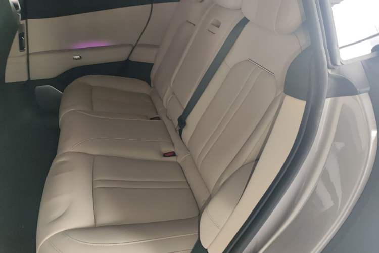 Used Xiaomi Auto YU7 2025 Ultra-Long Range Rear-Wheel Drive Version
