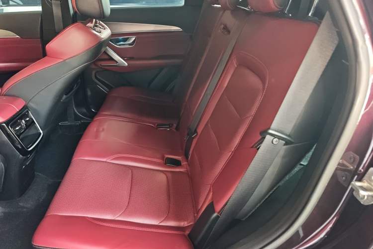 Used JETOUR X70 PLUS 2021 1.6T DCT Pro 7-seater