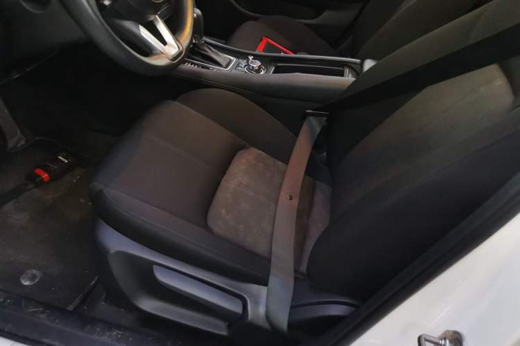 Used Mazda CX-4 2021 2.0L Automatic Two-Wheel Drive Blue Sky Exploration Edition Left Front Seat