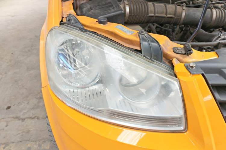 Used Great Wall Wingle 5 2017 2.2L Classic Version Two-Wheel Drive Small Double-Cab 491QE Right Front Headlight