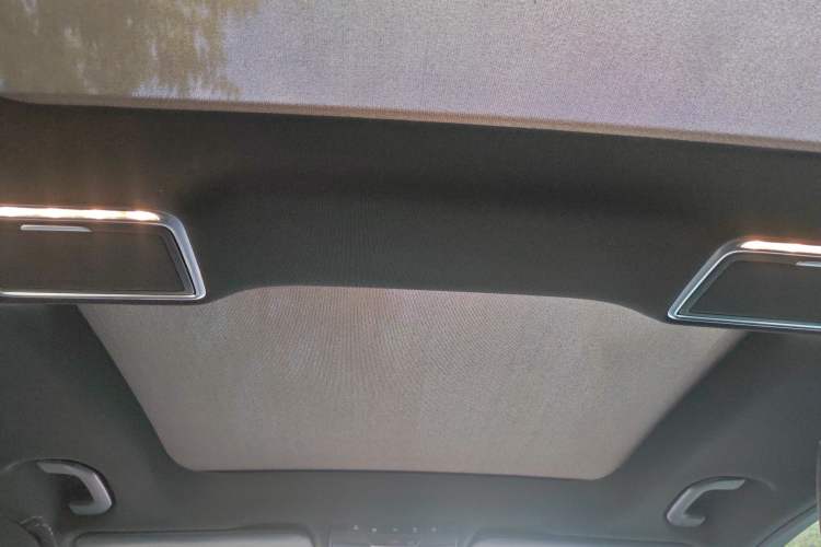 Used Mercedes-Benz GLC 2020 Facelift GLC 260 L 4MATIC Luxury Edition