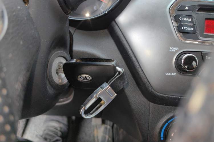 Used Kia K2 2012 Sedan 1.4L Automatic GLS Commemorative Edition